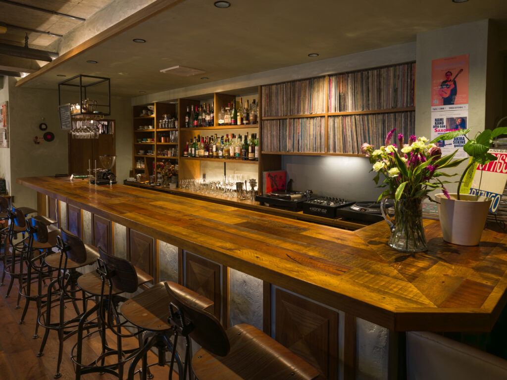 ジャズ喫茶巡礼「田舎でジャズ喫茶【東京ローカル編】」其の十六 Café & Bar Panja（東京都世田谷区）