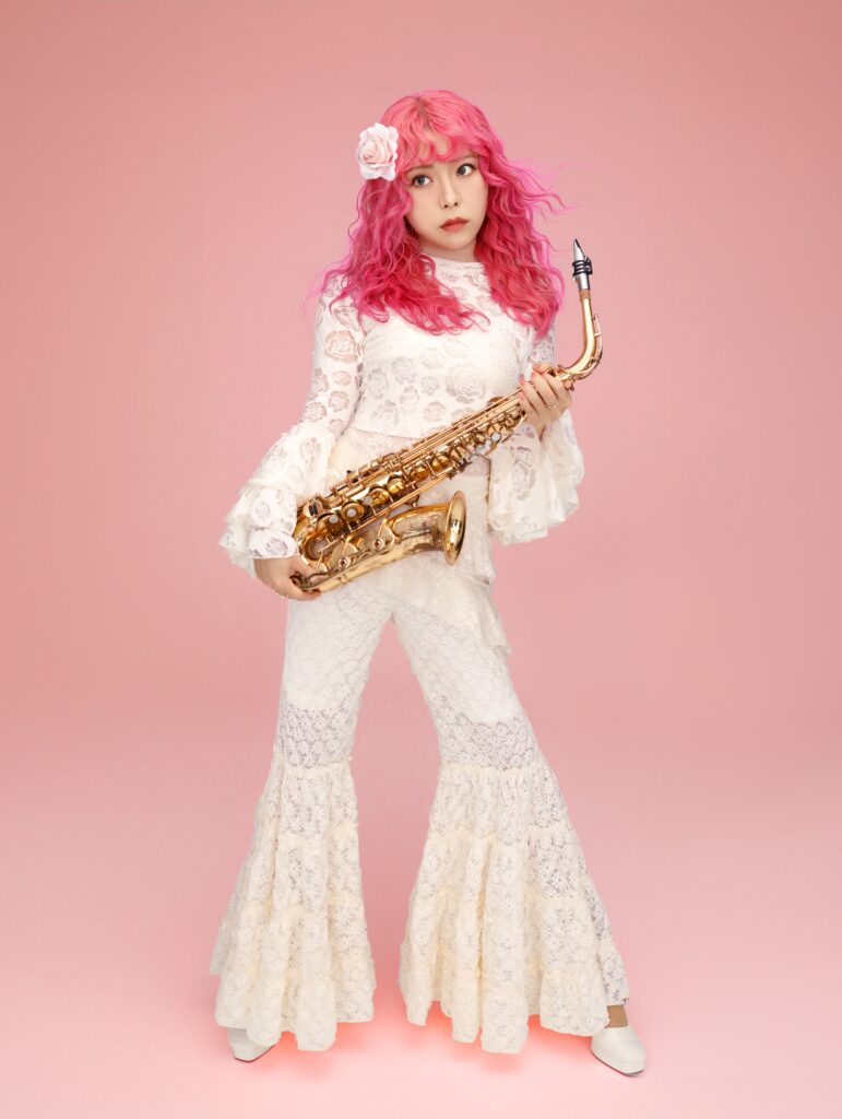 YUCCO MILLER ユッコ・ミラー，メジャーデビュー10周年の結実 新作『Bloomin’』で咲き誇る“今”の音